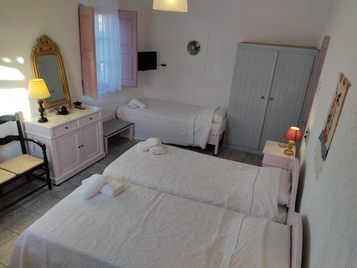Porto Sikinos Hotel Alopronia Eksteriør billede