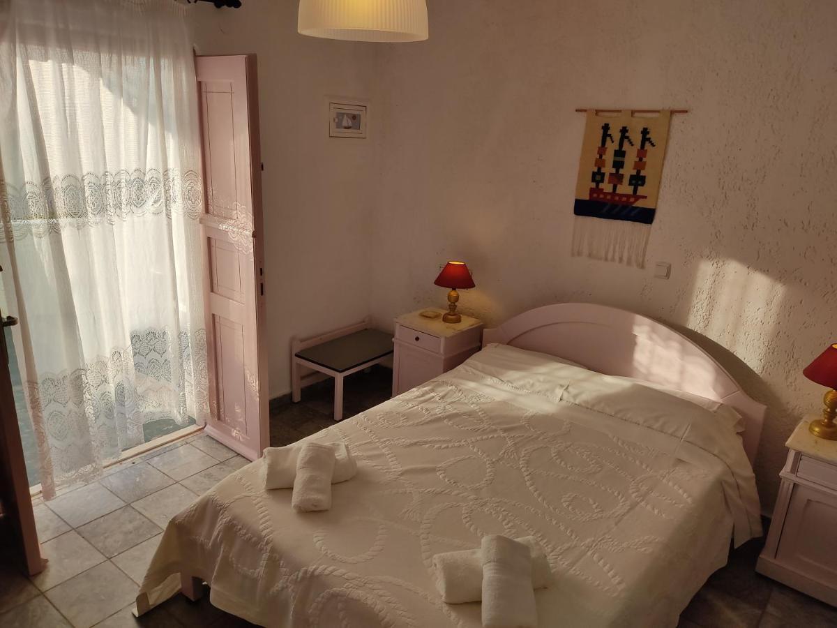 Porto Sikinos Hotel Alopronia Eksteriør billede