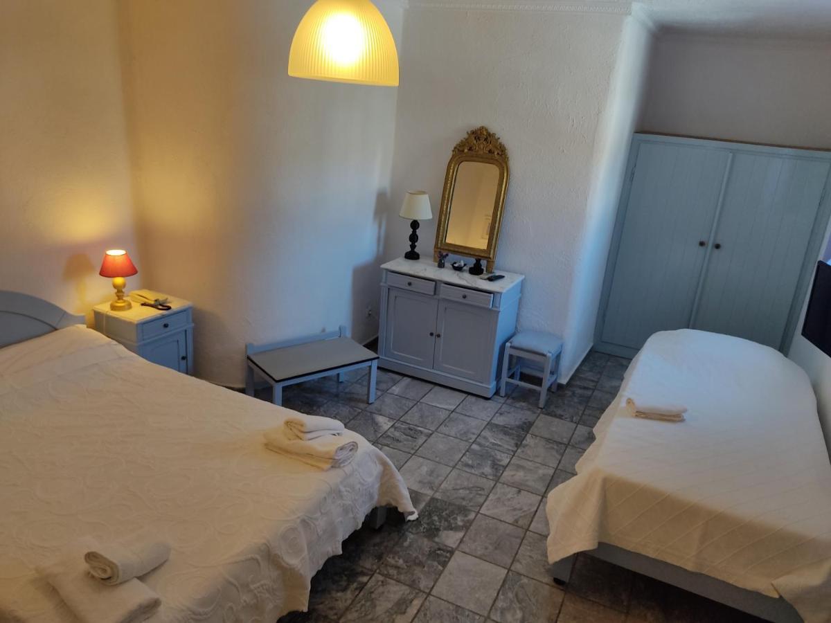 Porto Sikinos Hotel Alopronia Eksteriør billede