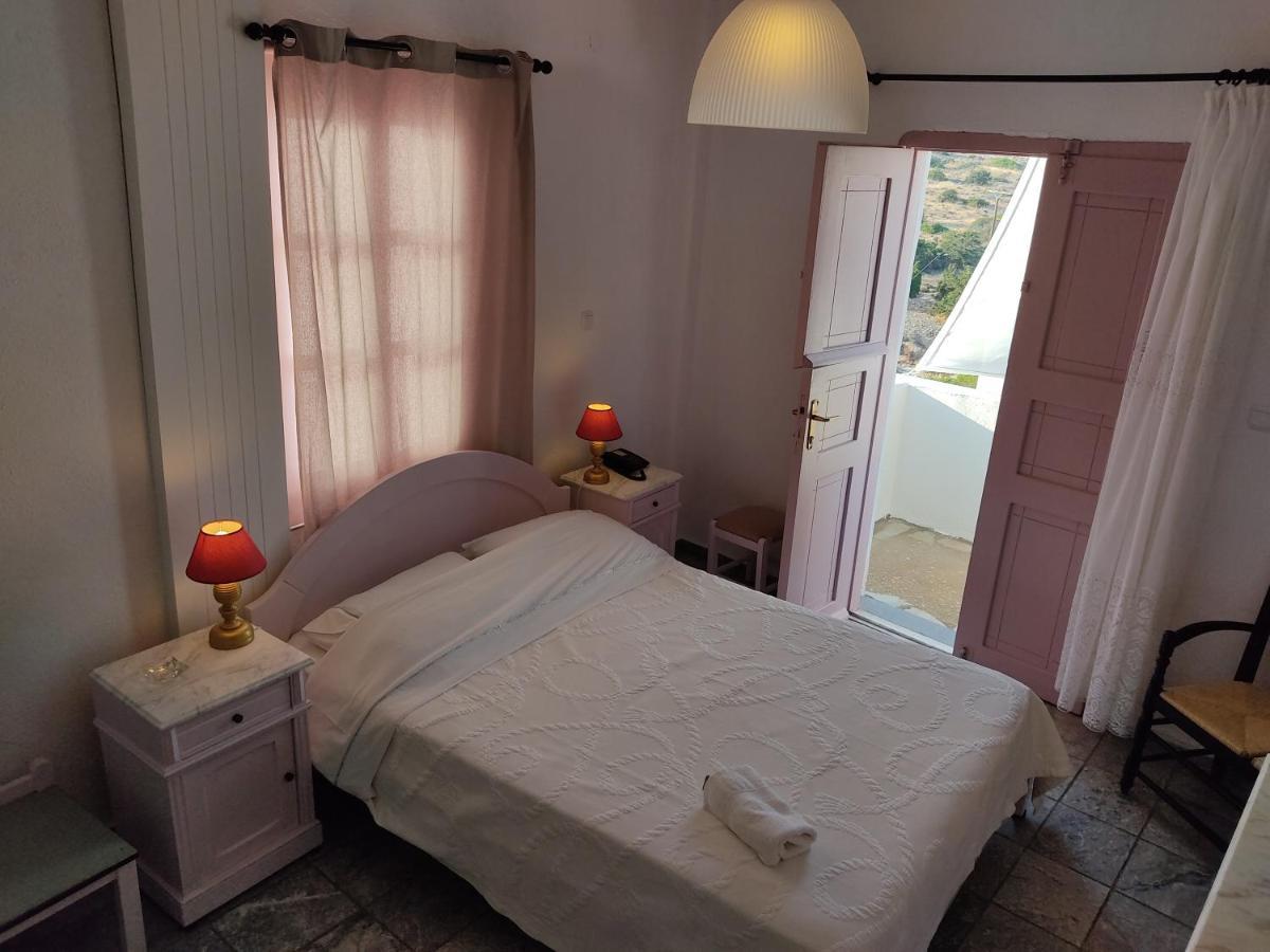 Porto Sikinos Hotel Alopronia Eksteriør billede