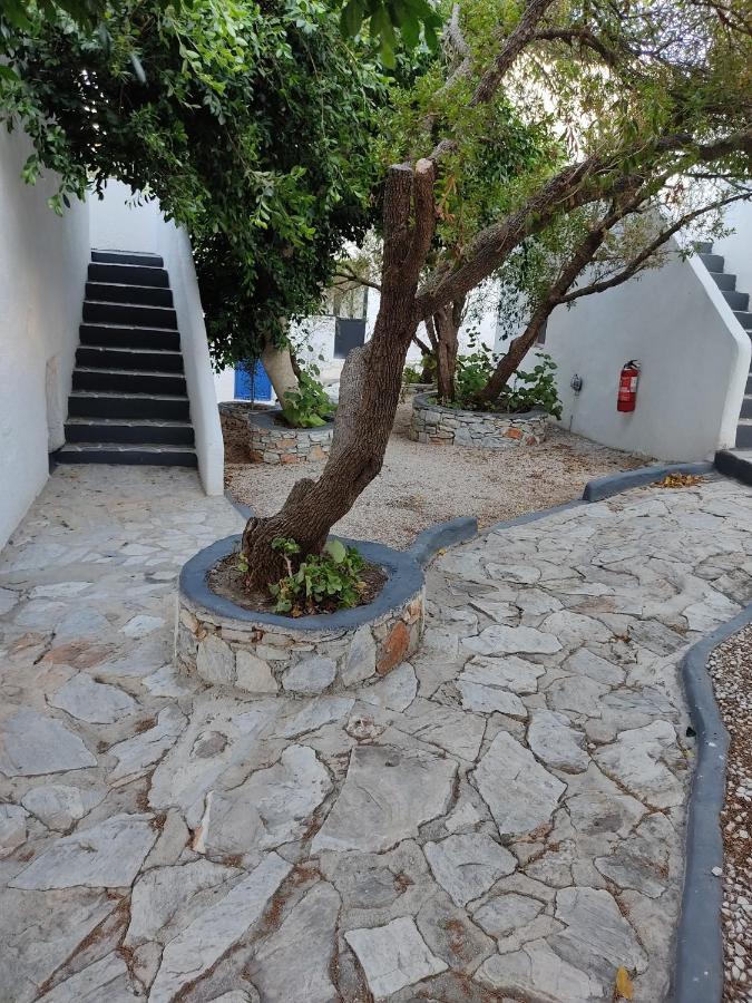 Porto Sikinos Hotel Alopronia Eksteriør billede