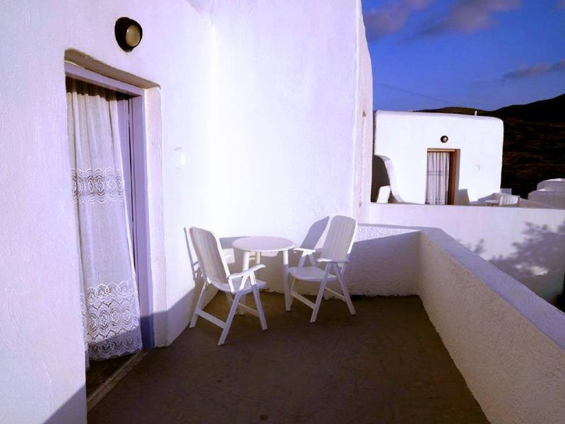 Porto Sikinos Hotel Alopronia Eksteriør billede